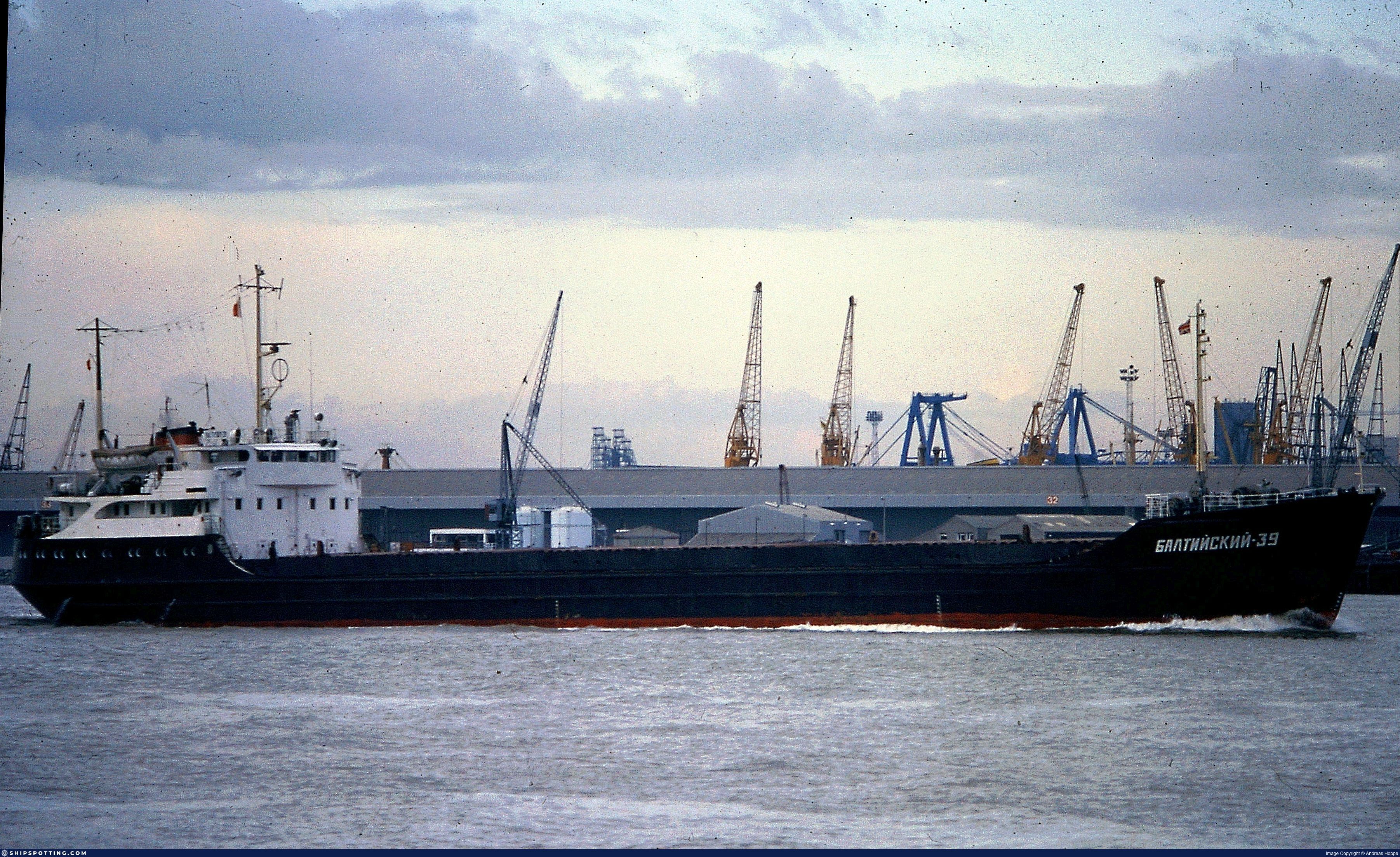 BALTIYSKIY 39