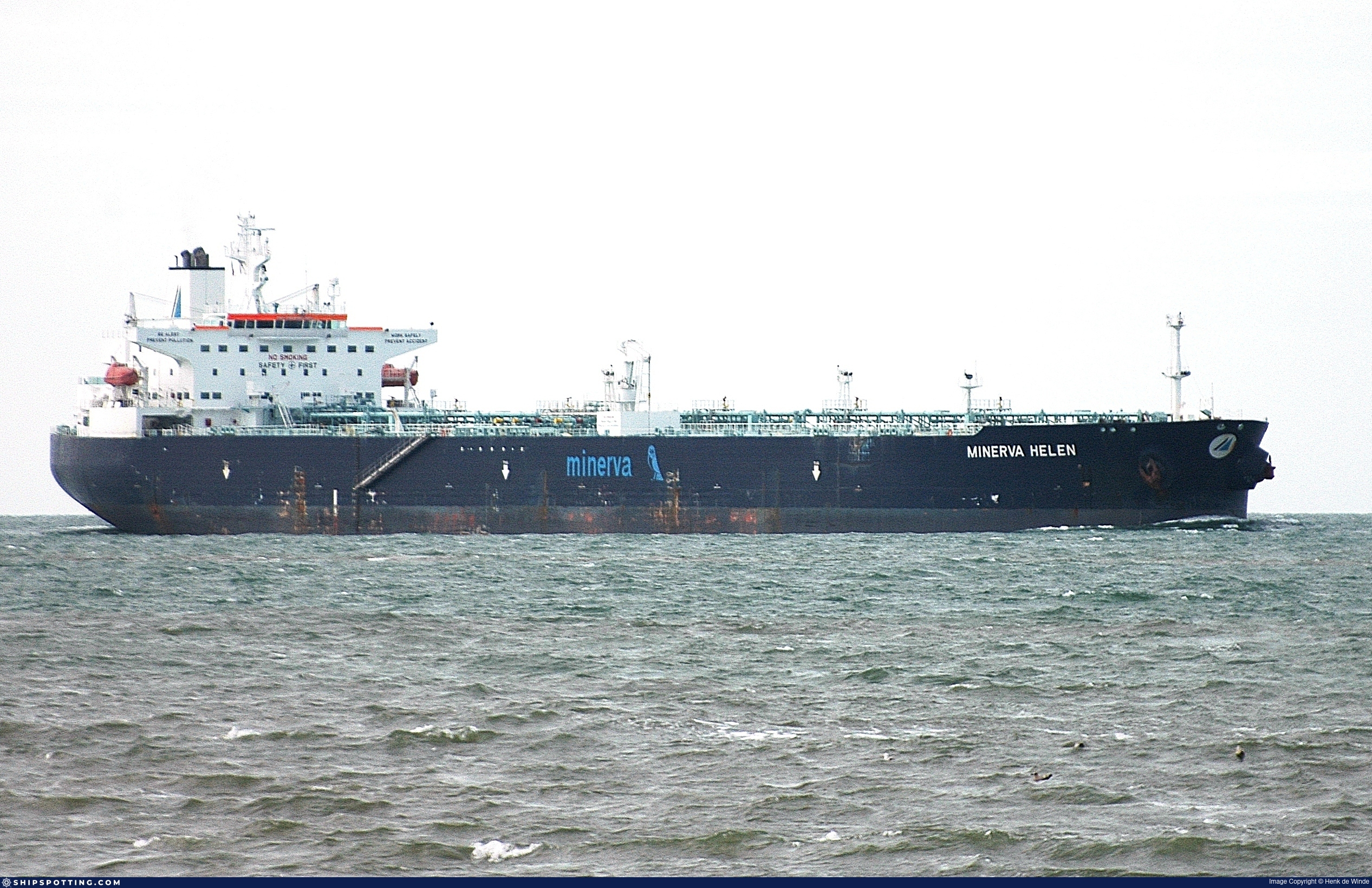 LION MARINE