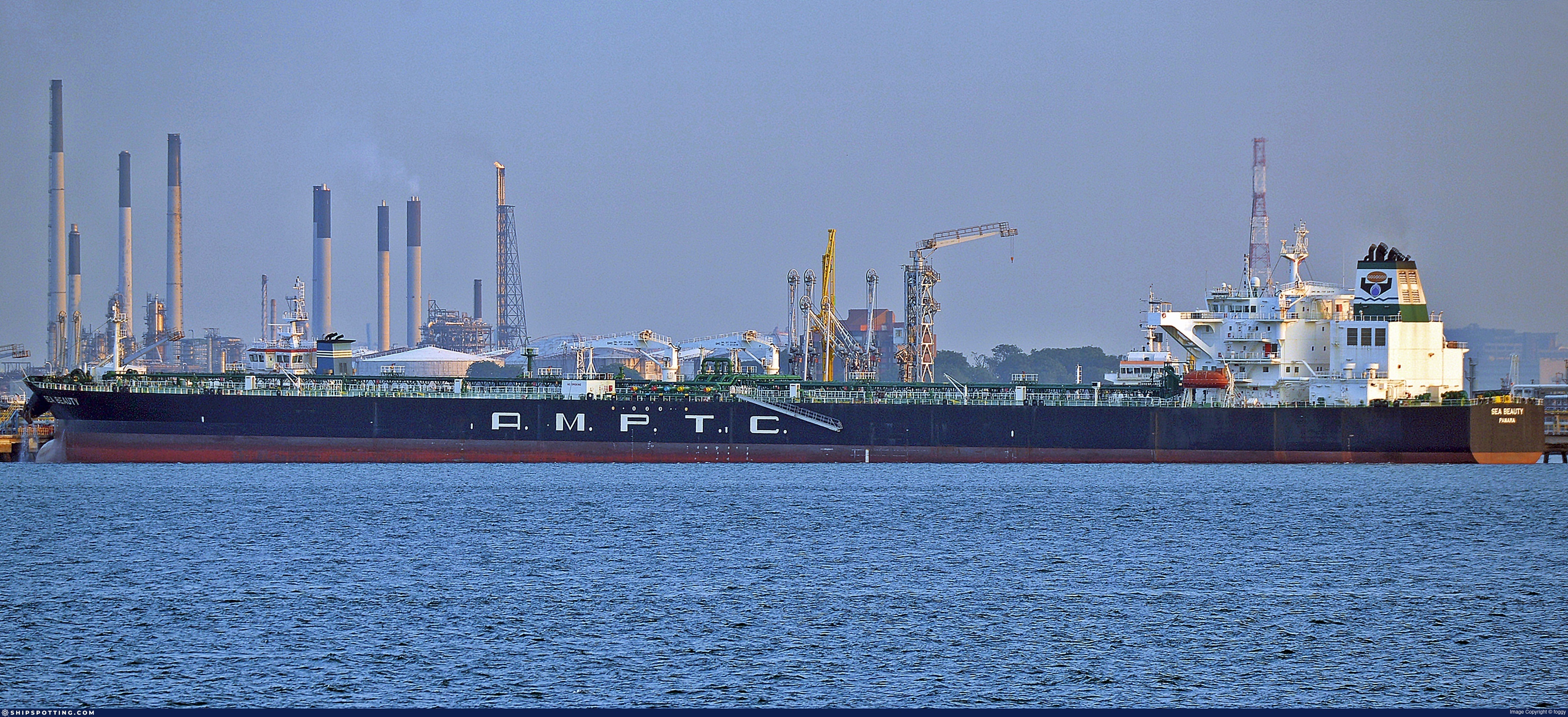 SEA BEAUTY
